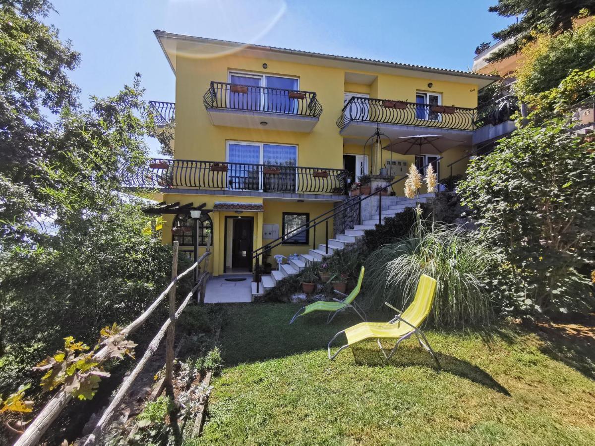 Apartment Delost Lovran Exterior foto